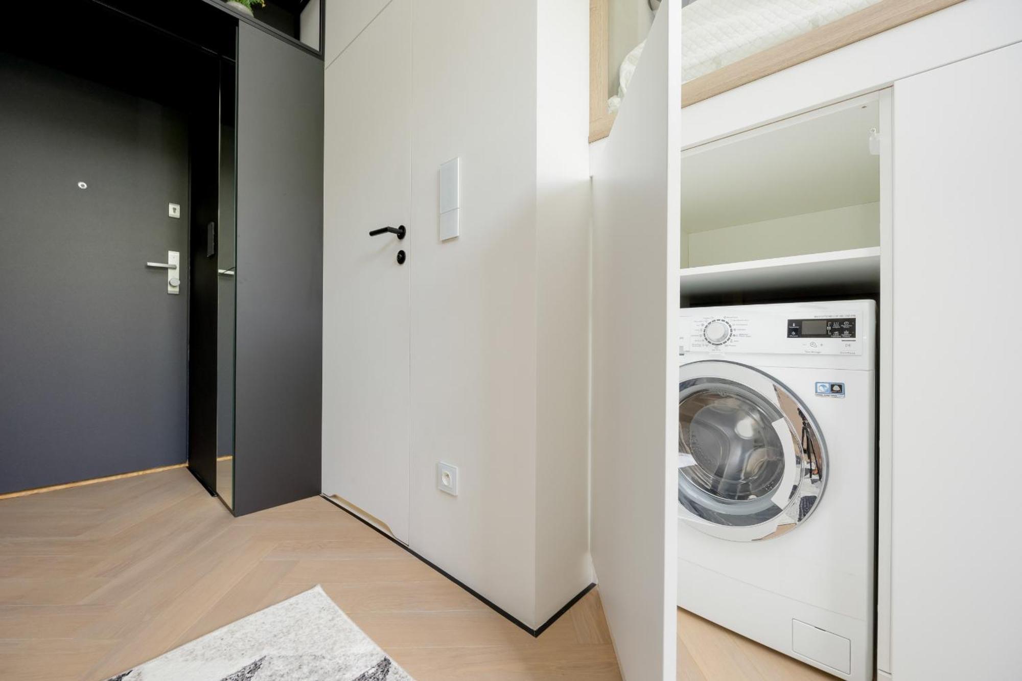 Przytulne Studio W Zielonej Okolicy Srodmiescia By Noclegi Renters Warsaw Luaran gambar